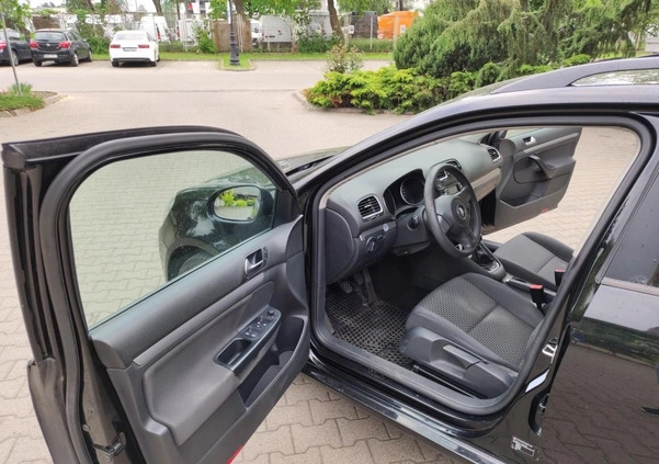 Volkswagen Golf cena 16000 przebieg: 285000, rok produkcji 2010 z Warszawa małe 137